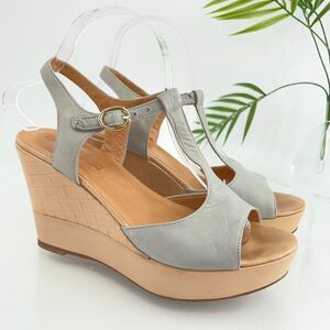 Pomme D'or Sandals Women's Size 39 8 Blue Gray Leather T-Strap Platform Wedge